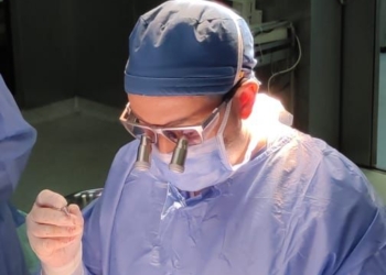 رئيس جامعة القاهرة يعلن نجاح فريق طبى فى إجراء أول جراحة قلب مفتوح لطفل من غزة بمستشفى أبو الريش الياباني