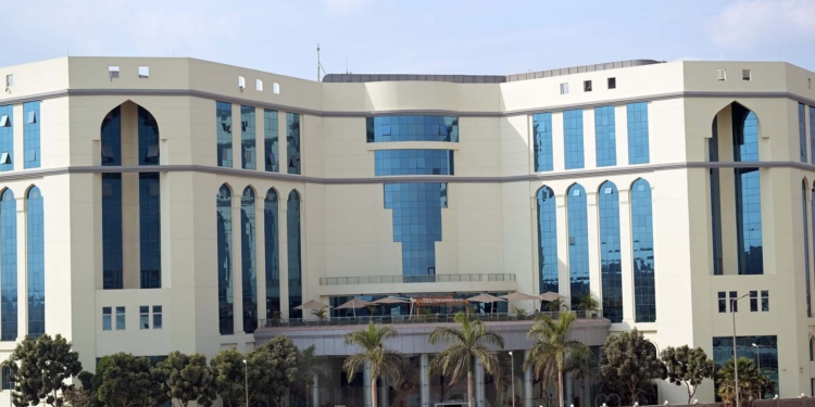 25 مليون جنيه من التضامن لمستشفى ” الناس” لتوفير الأجهزة والمستلزمات الطبية