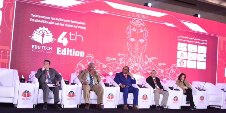 رئيس الجامعة الفرنسية بالقاهرة: التعاون الوثيق بين الجامعات للتكنولوجية والصناعة سر نجاح المنظومة في باريس