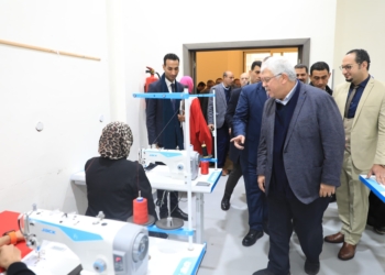 وزير التعليم العالي يتفقد جامعة سمنود التكنولوجية ويطمئن على انتظام الدراسة بالفصل الدراسي الثاني