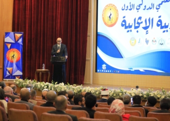  التربية والتعليم: التربية الإيجابية ضرورة لتشكيل شخصية الطفل وتزويده بالقيم الإنسانية الراسخة