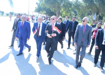 مسيرة طلابية بجامعة سوهاج تأييدا للقيادة السياسية لرفض التهجير