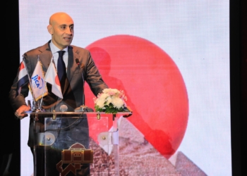 التعليم: مديري المدارس هم القادة داخل المؤسسة التعليمية والمدير القوى يفرض القوانين