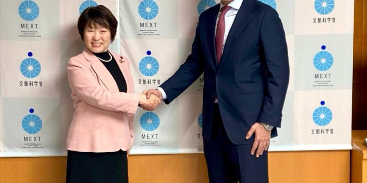 وزير التعليم يبحث إيفاد متخصصين يابانيين لدعم المراكز البحثية وتطوير أساليب التدريس