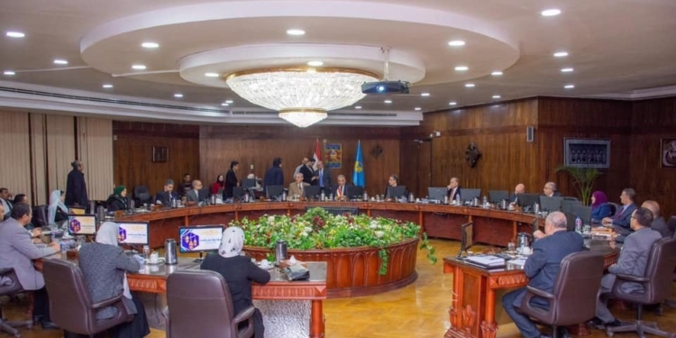 ترقية 26 عضوا بهيئة التدريس وتعيين 19 مدرسا بجامعة طنطا