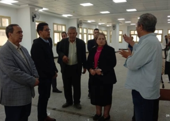 رئيس جامعة بنها يتفقد مبنى المعامل المركزية بكفر سعد