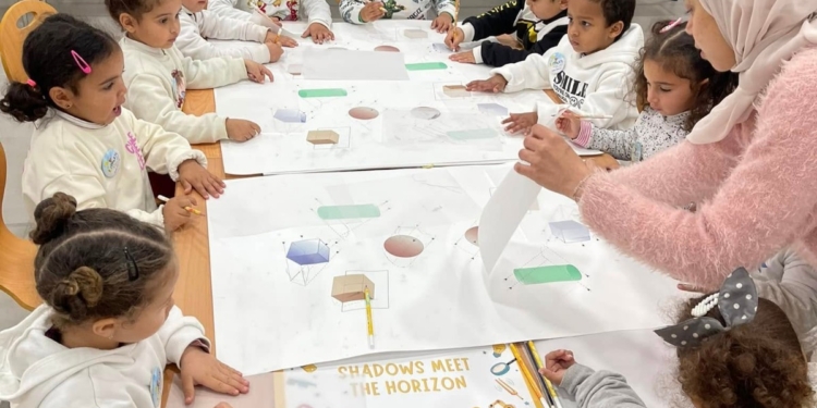 ورش إبداعية للأطفال بمركز سيجر إكسبلوررز بالمدرسة الألمانية الدولية DISK بالGUC