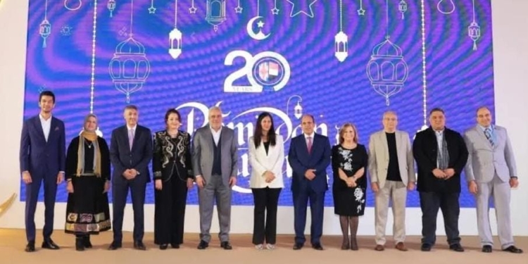 الجامعة البريطانية في مصر تكرم روادها في الذكرى العشرين لتأسيسها