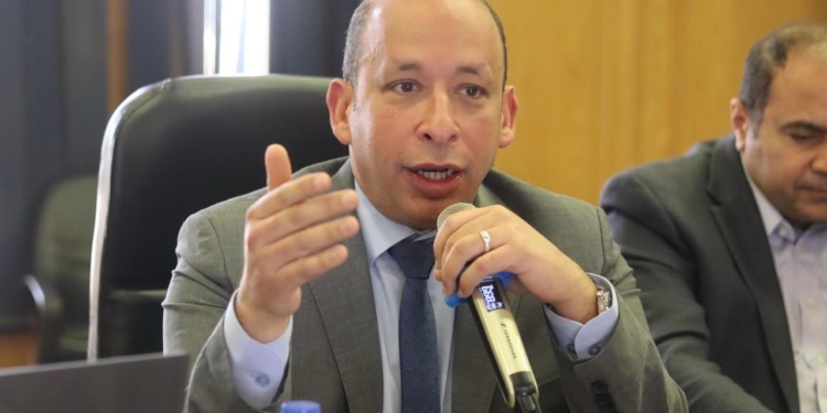 رفع حالة الاستعداد القصوى داخل مستشفيات قصر العيني خلال شهر رمضان وعيد الفطر المبارك