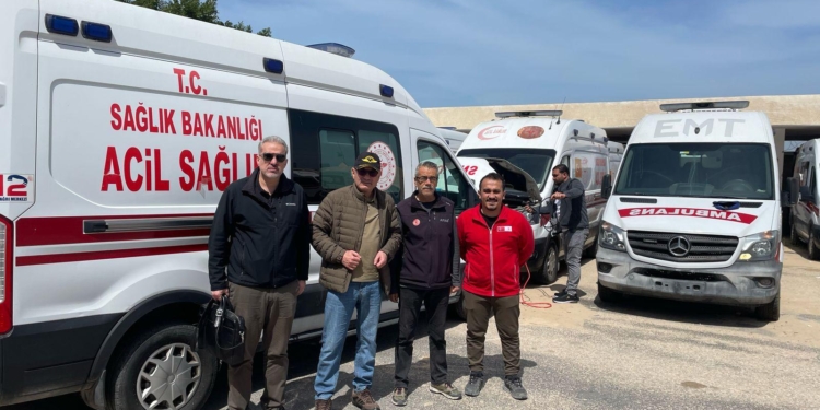 السفير التركي بالقاهرة يتابع أنشطة المساعدات الإنسانية المقدمة للأشقاء في غزة