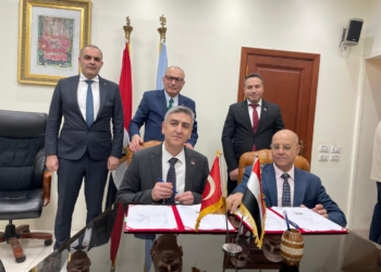 بحضور السفير التركي توقيع اتفاقية تعاون بين شركة هافيلسان ومصنع قادر التابع للهيئة العربية للتصنيع