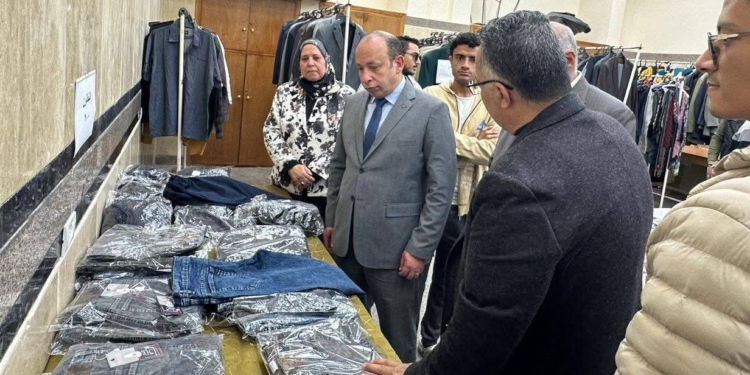 افتتاح المعرض الخيري السنوي للطلاب بكلية طب قصر العيني