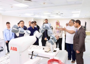 بحوث الإلكترونيات يستقبل وفدًا صينيًّا لتعزيز التعاون العلمي في مجالات تكنولوجيا المعلومات والمدن العلمية