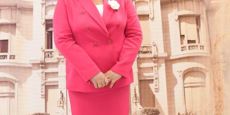 باحثة بجامعة عين شمس تفوز بجائزة “يوسف بن سعيد لوتاه للعلماء الشباب” لعام 2025