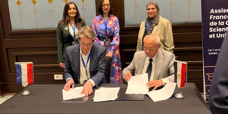 رئيس جامعة مصر للمعلوماتية: الاتفاق مع جامعتي “سيزي” و”ايزار ديجيتل” الفرنسيتان يستكمل شبكة اتفاقياتنا مع اهم الجامعات العالمية