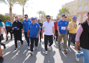 الجامعة البريطانية وبرنامج الأمم المتحدة الإنمائي يطلقان أكبر ماراثون من أجل التعليم المتميز بحضور وزير الرياضة