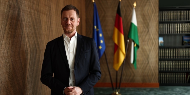 ميشائيل كريتشمر رئيس وزراء ولاية سكسونيا ميشائيل كريتشمر رئيس وزراء ولاية سكسونيا