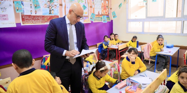 تضم آلاف الأسئلة.. كتب التقييمات سلاح التعليم لإنهاء الحفظ والتلقين