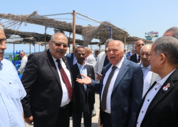 “الزناتي” يتفقد تلفيات نادي المعلمين ويؤكد تجديد المصايف بـ2 مليون و800 ألف جنيه