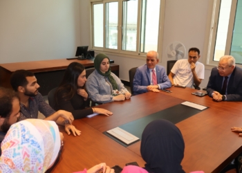 تحقيق عاجل وتضامن طلابي بعد واقعة تدمير مشروعات طلاب الفنون بجامعة حلوان الأهلية