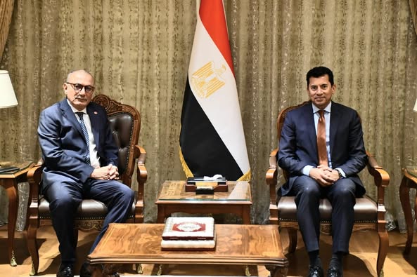 وزير الرياضة يلتقي سفير تركيا بالقاهرة لبحث التعاون الثنائي في المجالات الشبابية والرياضية