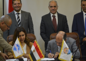 تعاون مشترك بين هيئة التأمين الصحي الشامل ومستشفيات جامعة أسوان