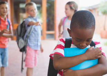 التنمر والانتحار: حين تتحول المدارس إلى ساحات ألم صامت