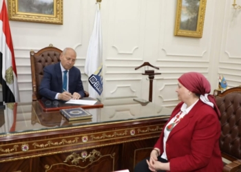 6 طلاب بالقاهرة يتصدرن قائمة أوائل الدبلومات الفنية 2026 "تفاصيل"