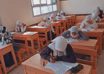 تداول أسئلة امتحان اللغة العربية لـ الشهادة الإعدادية بالقاهرة والجيزة