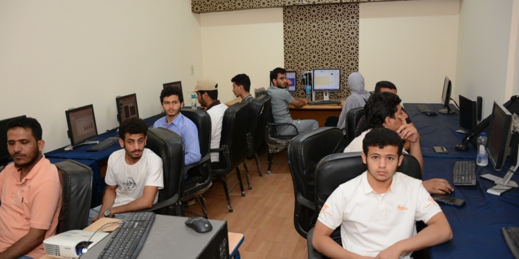 انطلاق برنامج تدريب الحاسب الآلي للطلاب الوافدين بمنظمة خريجي الأزهر