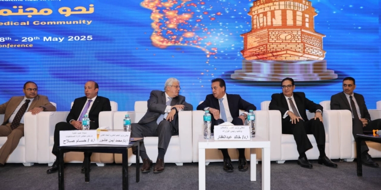 عميد طب قصر العيني: “نحن علماء ولسنا أطباء فقط .. وندرس الطب باللغة الفرنسية”