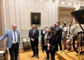 طلاب جامعة بنها في زيارة لمجلس النواب المصري