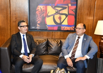 رئيس جامعة حلوان يستقبل وزير التموين في مجمع الفنون والثقافة