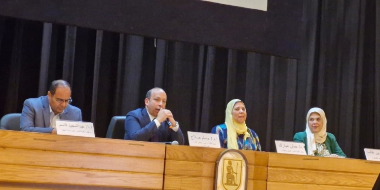 مؤتمر علمي طلابي بكلية طب قصر العيني تحت شعار “في الوقاية حماية”