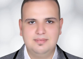 حاتم دويدار يكتب... زاهي حواس: قامة عالمية في مرمى السوشيال ميديا