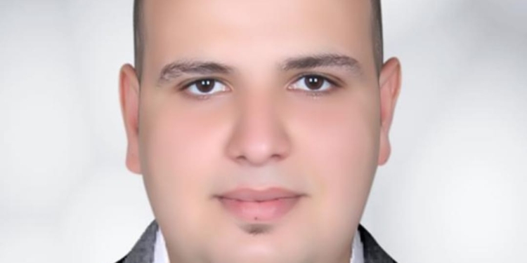 حاتم دويدار يكتب... زاهي حواس: قامة عالمية في مرمى السوشيال ميديا