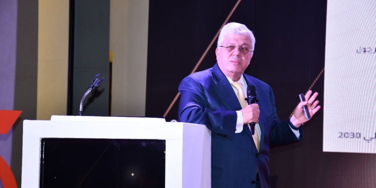 وزير التعليم العالى يشرح مبادرة كن مستعدا