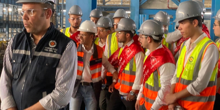 طلاب حلوان خلال الزيارة