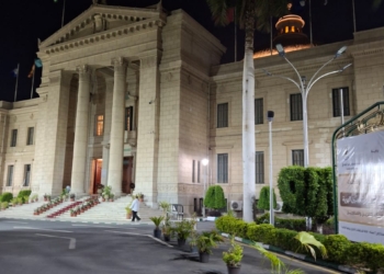 جامعة القاهرة تستعيد هويتها