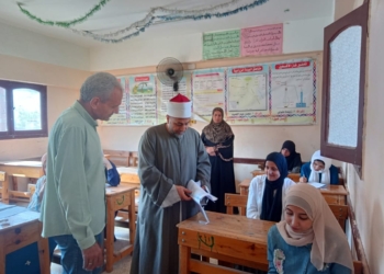 «الجنيدي» يواصل جولاته التفقدية لامتحانات الشهادة الثانوية الأزهرية بإدارة هيهيا