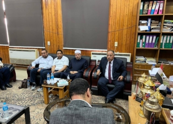 " نائب رئيس جامعة الأزهر للوجه القبلي يترأس مجلس كلية طب الأسنان بأسيوط ويتابع انتظام العملية الامتحانية"