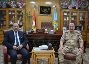 نائب رئيس جامعة الأزهر يستقبل مدير منطقة تجنيد وتعبئة أسيوط