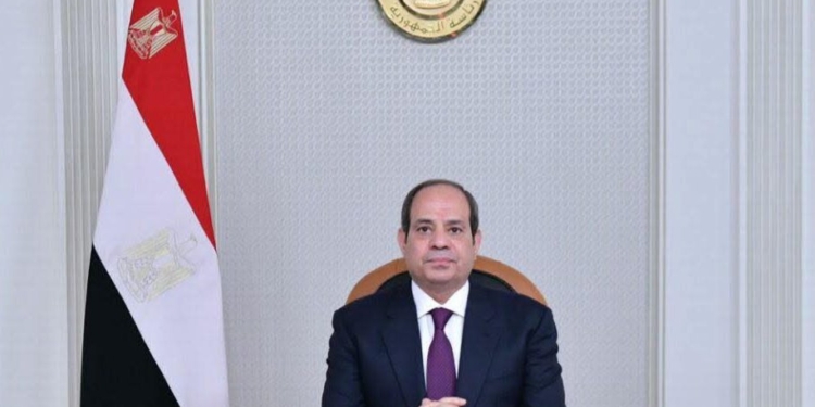شيخ الأزهر يهنئ الرئيس السيسي والشعب المصري بالذكرى الـ12 لثورة 30 يونيو