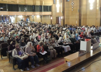 كلية طب قصر العيني تواصل ترسيخ ثقافة الوعي المجتمعي بين طلابها