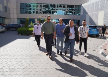 رئيس هيئة الرعاية الصحية يتابع سير العمل وتنفيذ خطة التأمين الطبي بمحافظات القناة الساحلية