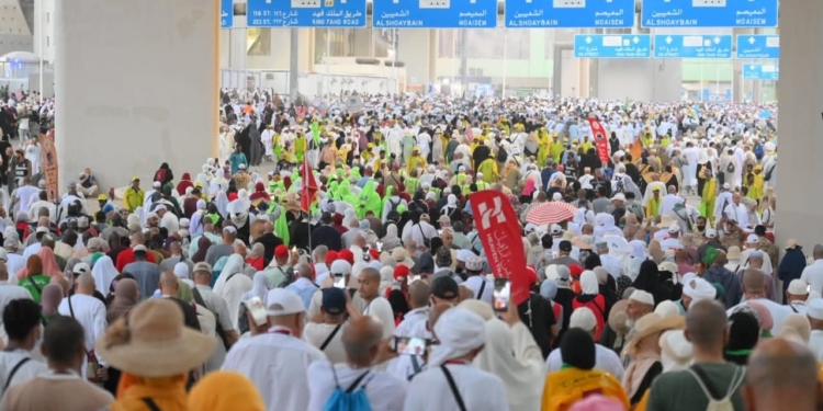 بعثة حج "الجمعيات الأهلية" تتابع إقامة الحجاج في منى خلال أيام التشريق