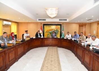 الثانوية العامة 2025.. محافظ الفيوم يقرر إلغاء الأسواق بالطرق المؤدية للجان