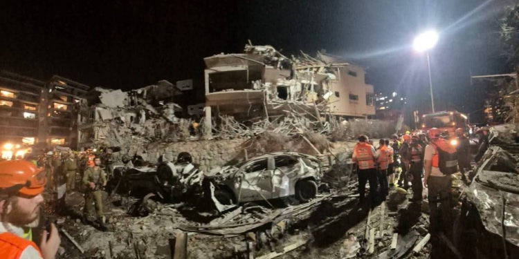 مصادر إعلامية إسرائيلية: ارتفاع عدد المصابين جراء الضربات الإيرانية إلى 41