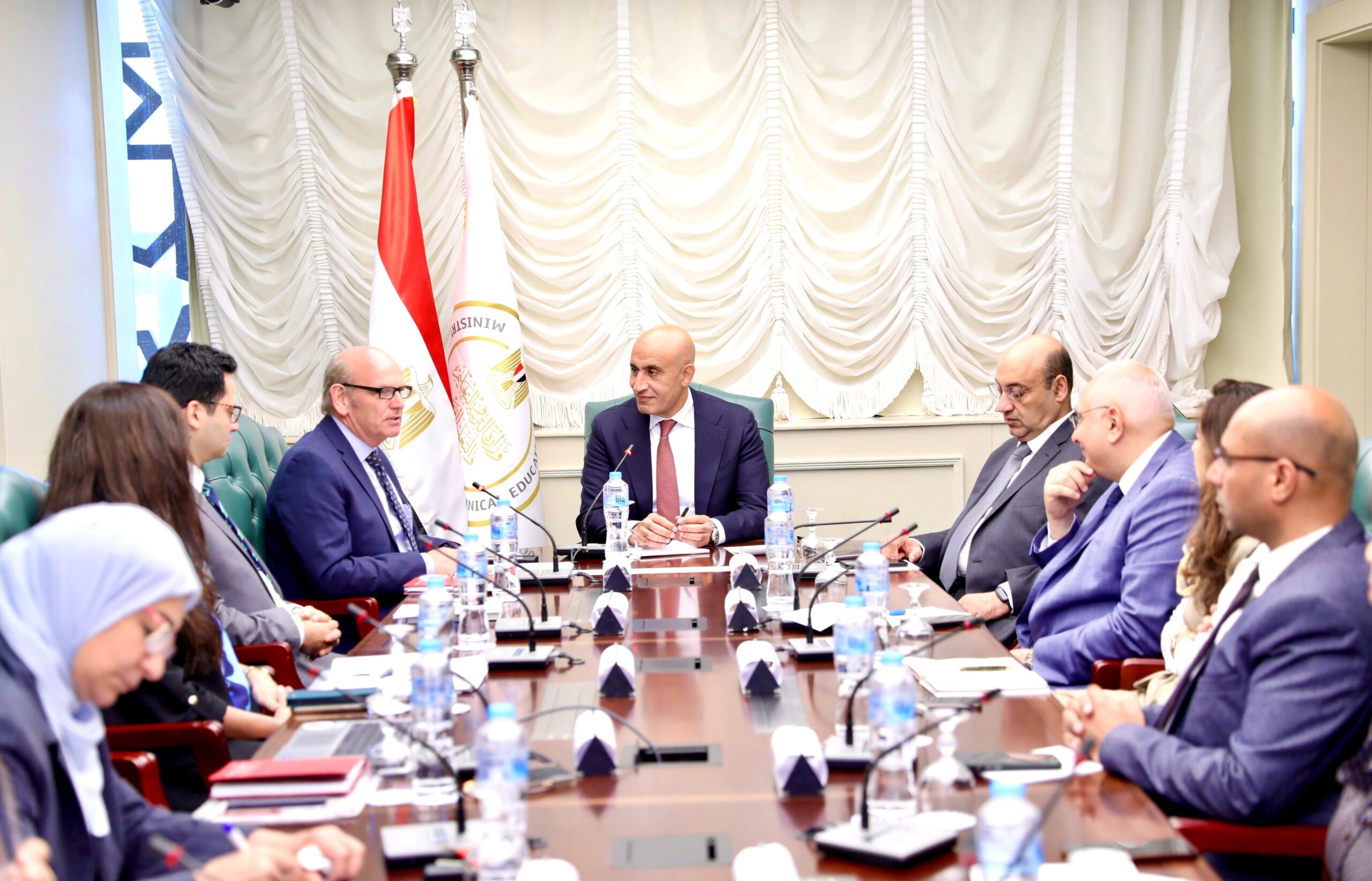 عبداللطيف: نتطلع للتعاون مع الشركات الألمانية لإنشاء مدارس تعليم فني مع GiZ