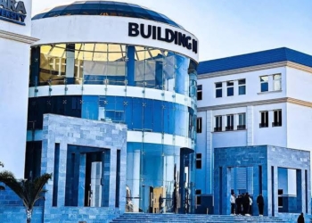 إدراج جامعة سيناء بتصنيف التايمز 2025.. ورئيس الجامعة .. تقديم كل سبل الدعم لتحسين ترتيب الجامعة